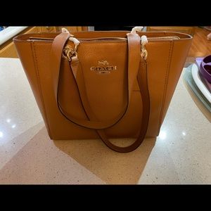 Coach tote